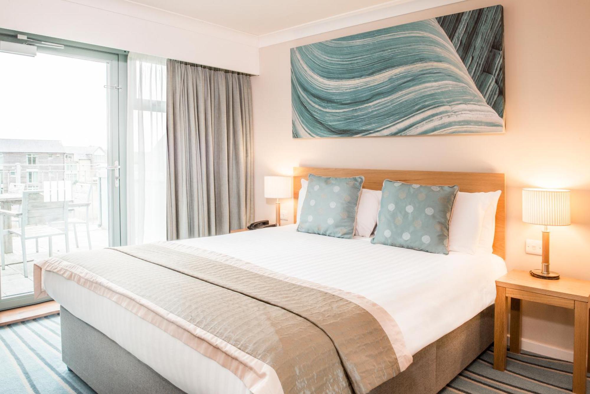 De Vere Cotswold Water Park Apartments Cirencester Ngoại thất bức ảnh