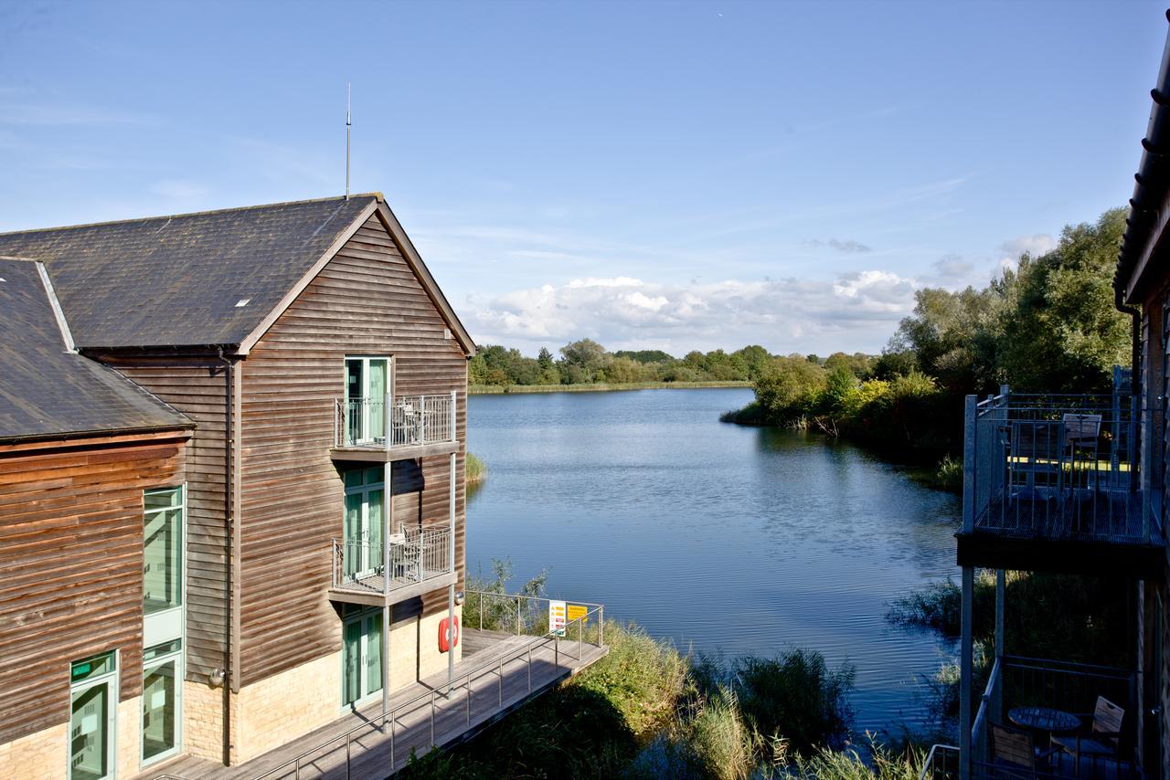 De Vere Cotswold Water Park Apartments Cirencester Ngoại thất bức ảnh